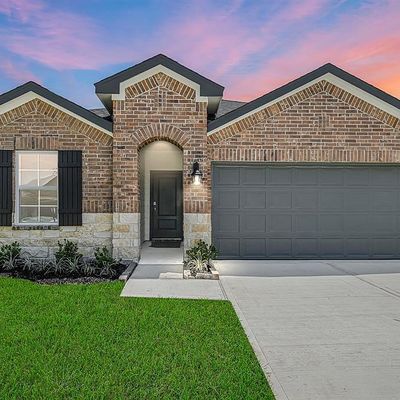 9838 Palm Royal Drive, Baytown, TX 77523