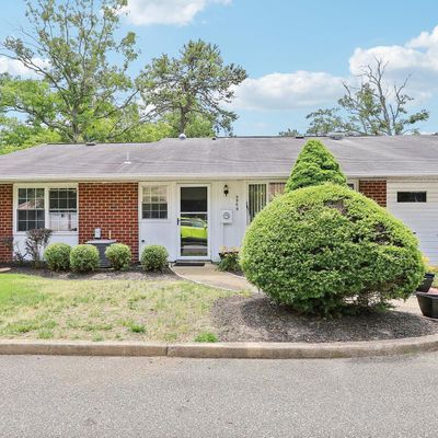 996 B Argyll Cir, Lakewood, NJ 08701