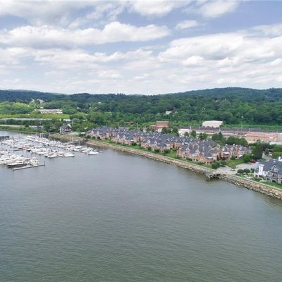 F 23 Half Moon Bay, Croton On Hudson, NY 10520