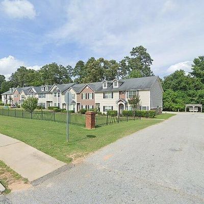 8618 Thomas Rd, Riverdale, GA 30274