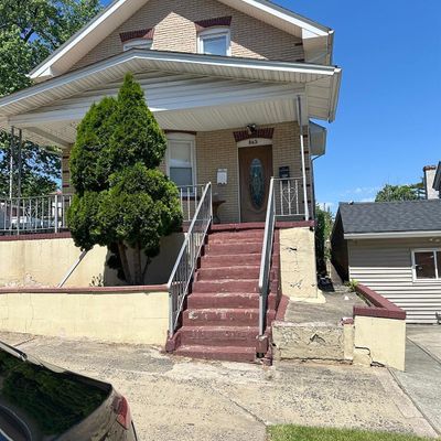 863 Pine St, Perth Amboy, NJ 08861