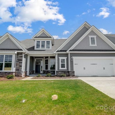 8744 Acadia Parkway, Sherrills Ford, NC 28673