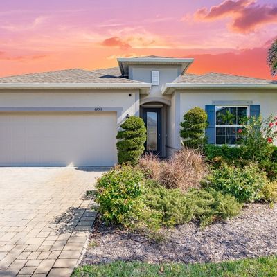 8753 Cascade Price Cir, North Fort Myers, FL 33917