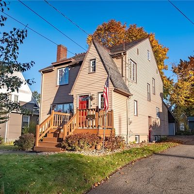 885 Alcoma St, Sharon, PA 16146