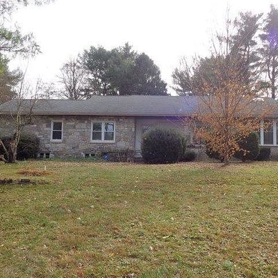 890 Walnut Bottom Rd, Carlisle, PA 17013