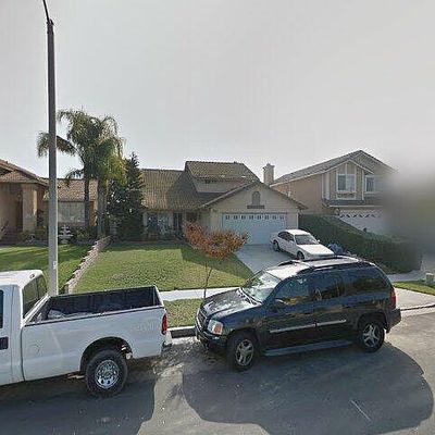 897 Hedges Dr, Corona, CA 92878