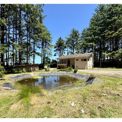 89932 Cape Arago Hwy, Coos Bay, OR 97420