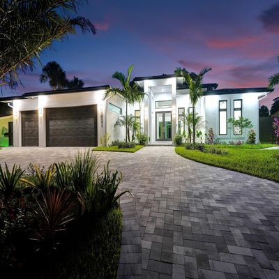 902 Robert Road, Delray Beach, FL 33483