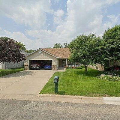 905 Oak Pond Dr, Sartell, MN 56377