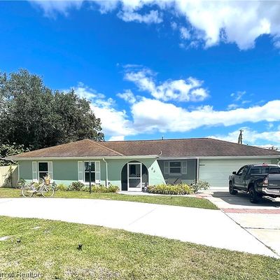 906 Corvette Ave, Sebring, FL 33872