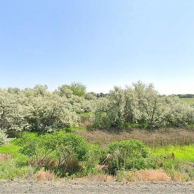 90705 N Yakima River Dr, West Richland, WA 99353