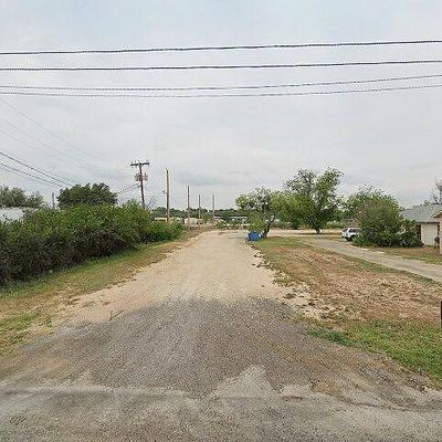 908, 910 Ave G, Ozona, TX 76943