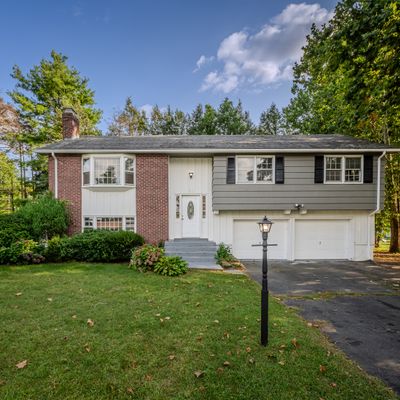 91 Manning Ln, East Hartford, CT 06118