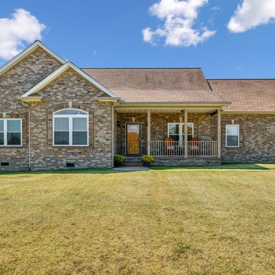 912 Jump Off Rd, Bon Aqua, TN 37025