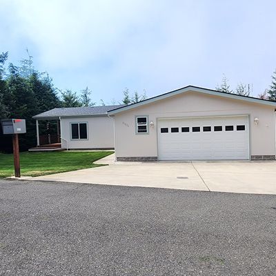 91570 Grinnell Ln, Coos Bay, OR 97420