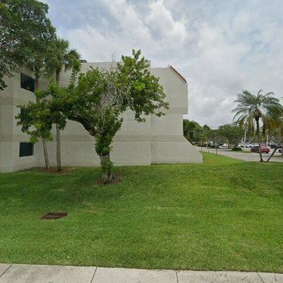 100 Lakeview Dr #314, Weston, FL 33326