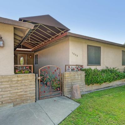 1009 Poplar Ln, Woodland, CA 95695