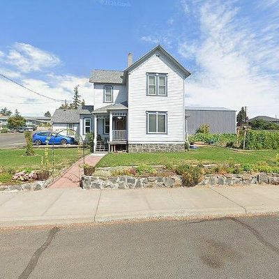 110 Sw 5 Th St, Dufur, OR 97021