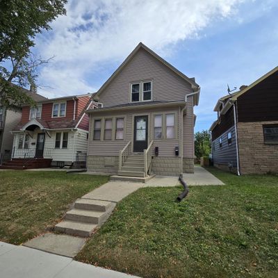 1112 S 61 St St, Milwaukee, WI 53214