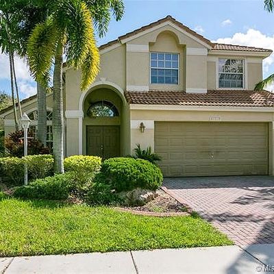 1135 Nw 132 Nd Ave, Pembroke Pines, FL 33028