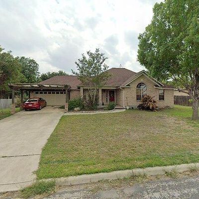 118 River Knl, Castroville, TX 78009