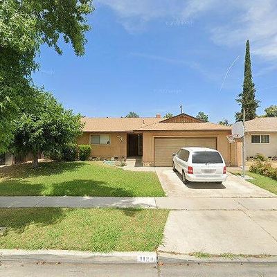 1184 E San Ramon Ave, Fresno, CA 93710