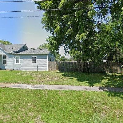 1032 S 6 Th St, Monmouth, IL 61462