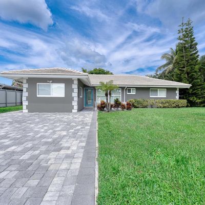 105 Pinehurst Ln, Boca Raton, FL 33431