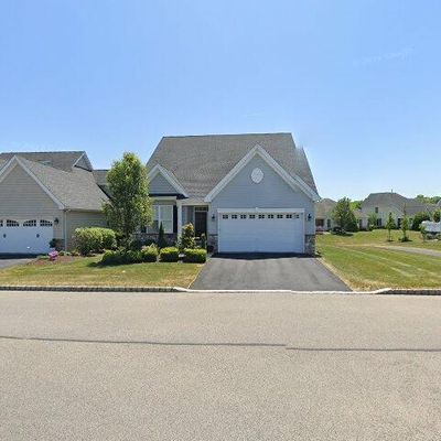 1355 Creekside Ln, Quakertown, PA 18951