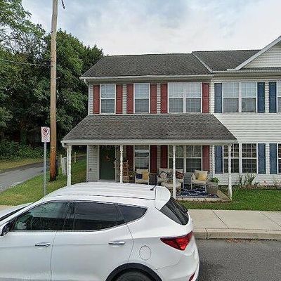 136 S Earl St, Shippensburg, PA 17257