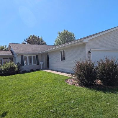 1389 W South Park Ave, Oshkosh, WI 54902