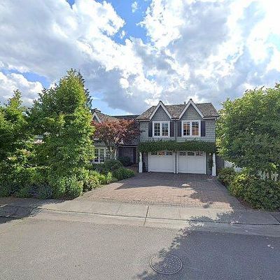 14 Crescent Ky, Bellevue, WA 98006