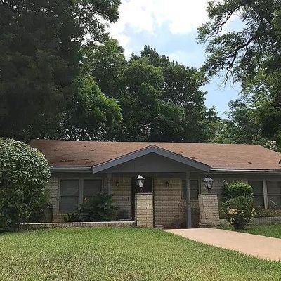 1412 N John St, Palestine, TX 75803