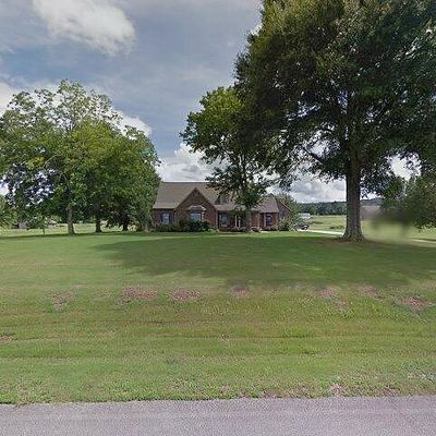 1423 Henderson Point Rd, Tuscumbia, AL 35674