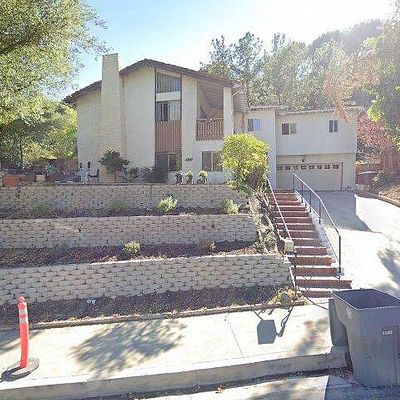 1438 Hillside Dr, Glendale, CA 91208