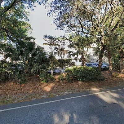 15 Deallyon Ave #104, Hilton Head Island, SC 29928