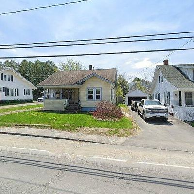 129 Clinton Ave, Winslow, ME 04901