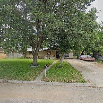 1306 E San Marcos St, Pearsall, TX 78061