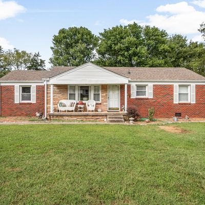 1635 Edgewood Dr, Lebanon, TN 37087