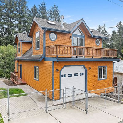 1650 9 Th St, Astoria, OR 97103