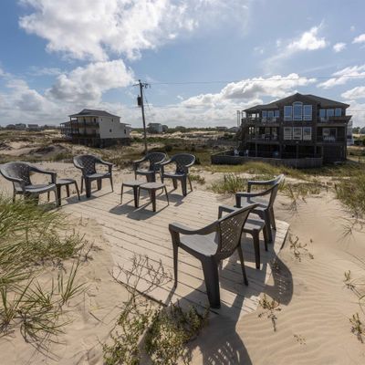 1672 Sandfiddler Rd, Corolla, NC 27927