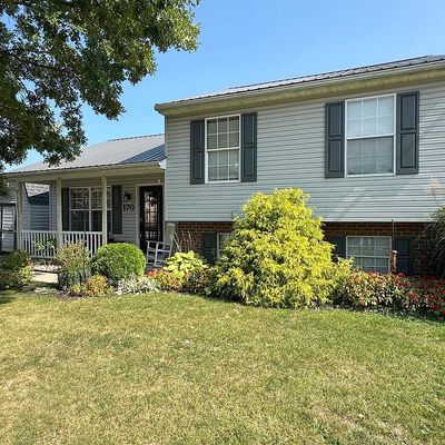 170 Abbotts Dr, Abbottstown, PA 17301