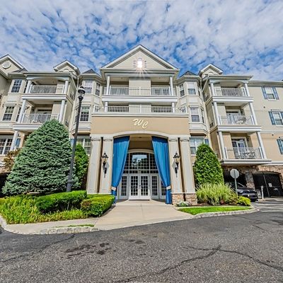 175 Rochelle Ave #322, Rochelle Park, NJ 07662