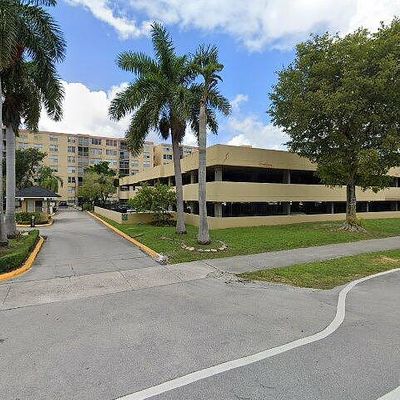 17890 W Dixie Hwy #302, North Miami Beach, FL 33160