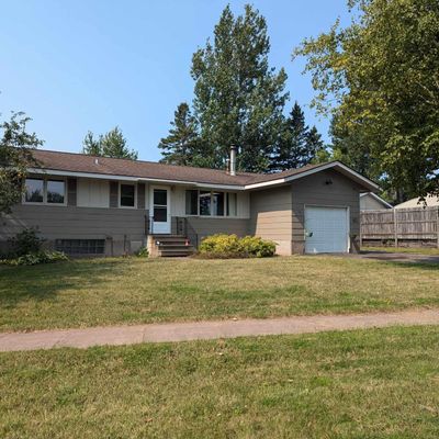 18 Gibson Rd, Silver Bay, MN 55614