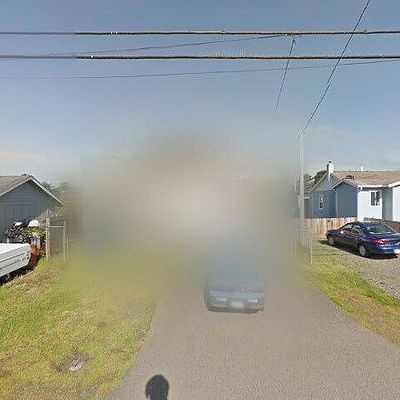 1809 Peninsula Dr, Arcata, CA 95521