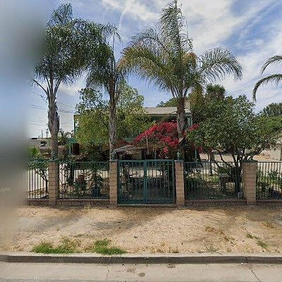 181 W Beacon Ave, Tulare, CA 93274