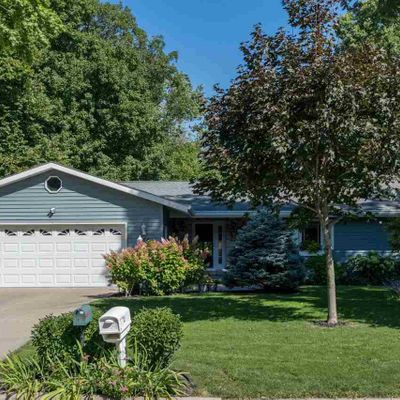 184 Mary Cir, North Mankato, MN 56003