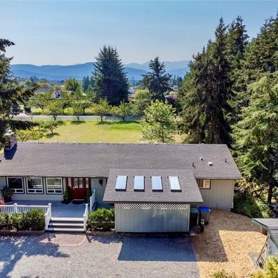 185 Simpson Rd, Sequim, WA 98382