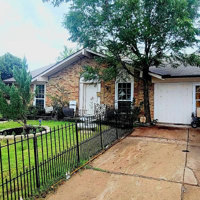 1502 Cedar Keys Dr, Lewisville, TX 75067